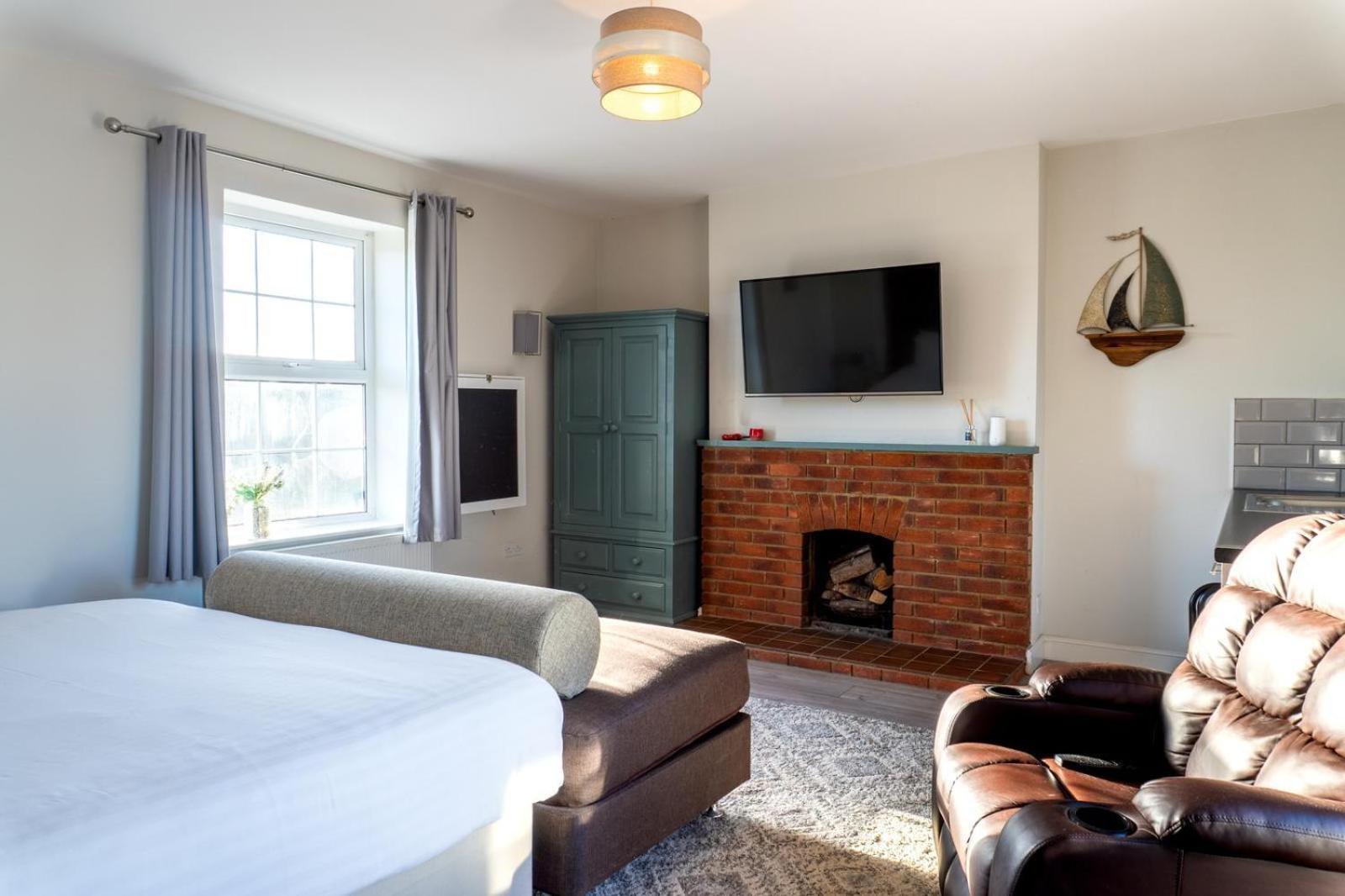 The Fordham Inn Sharnbrook 外观 照片