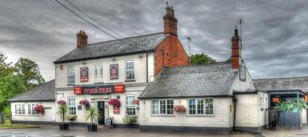 The Fordham Inn Sharnbrook 外观 照片
